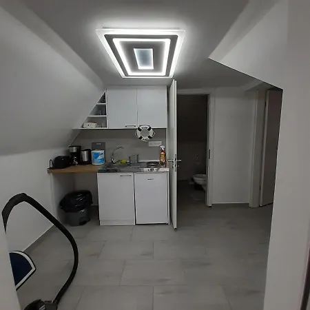 For Gyenesdias